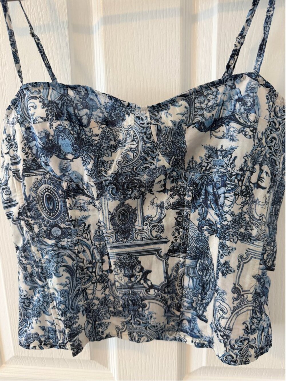 PrettyLittleThing Structured Corset Top - Picture 3 of 5